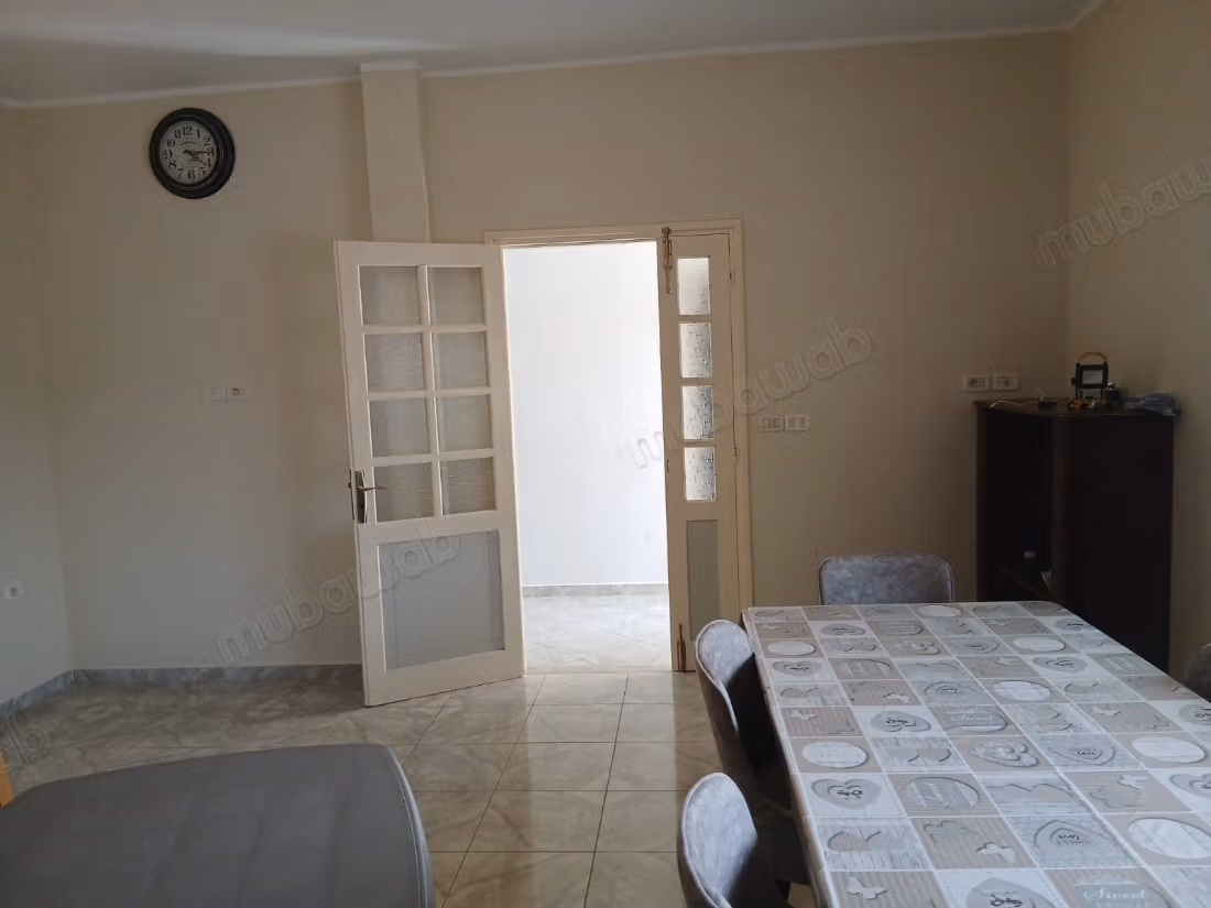 Luxury villa for sale. Total area 180 m². Well furnished