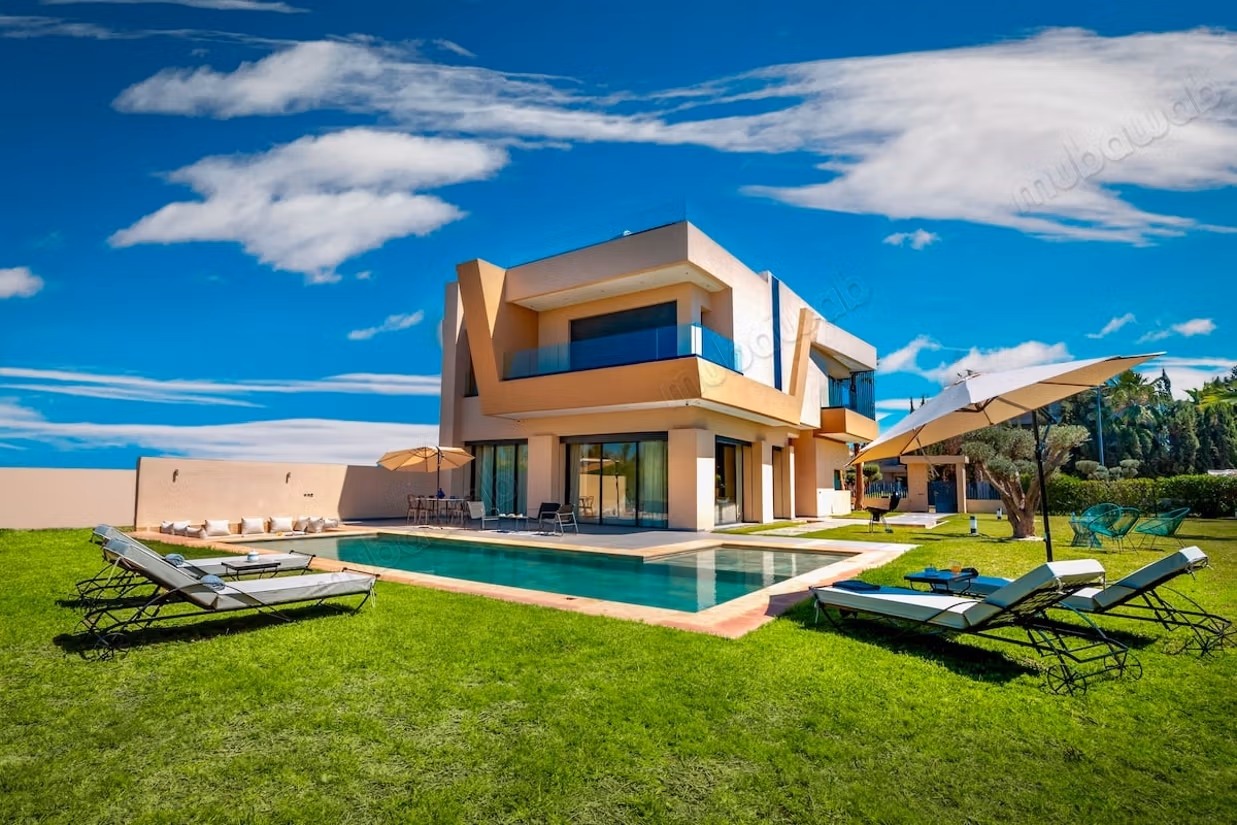 Villa d’Exception dans un golf