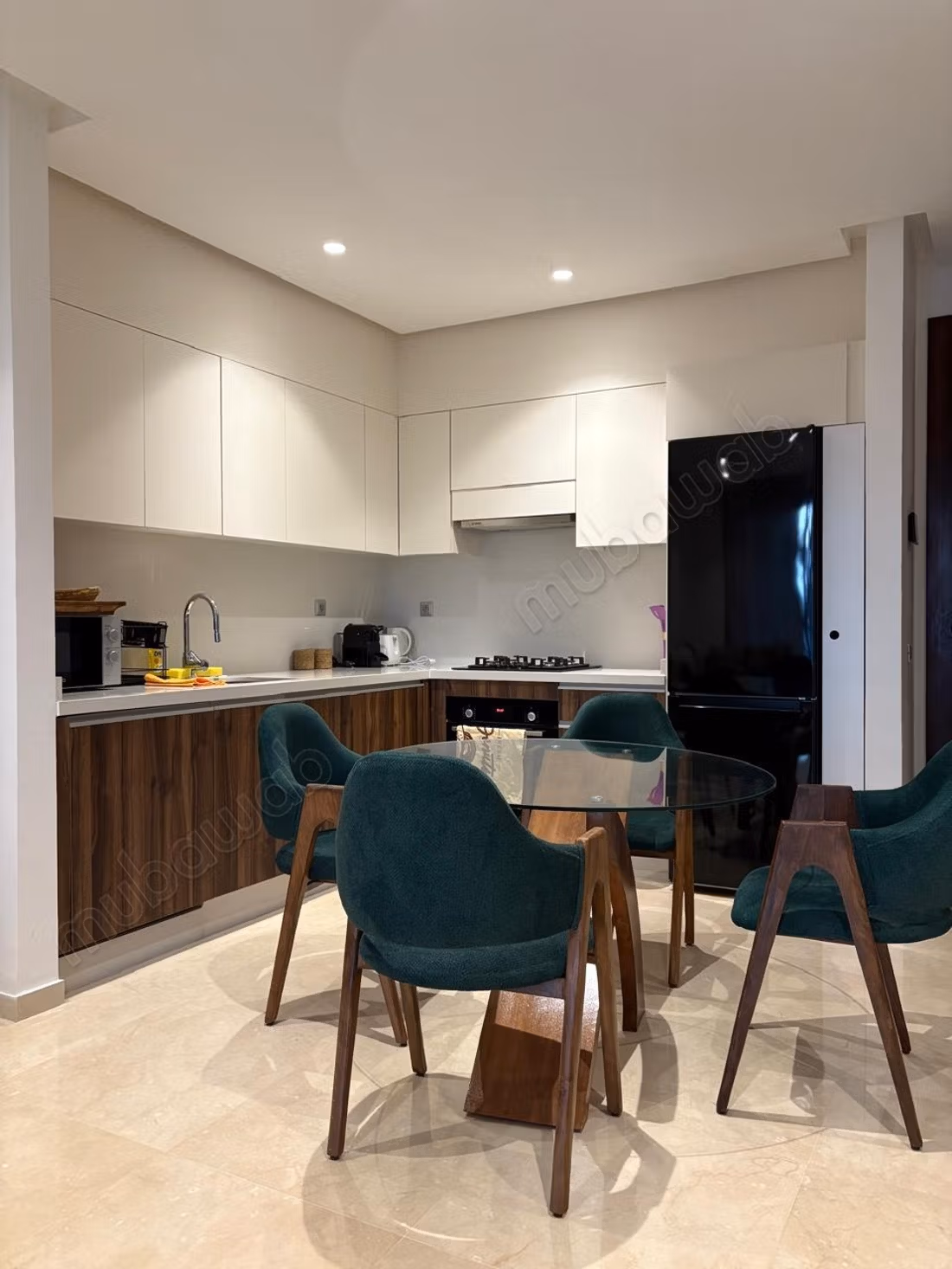 For rent – Modern furnished apartment with swimming pool and gym