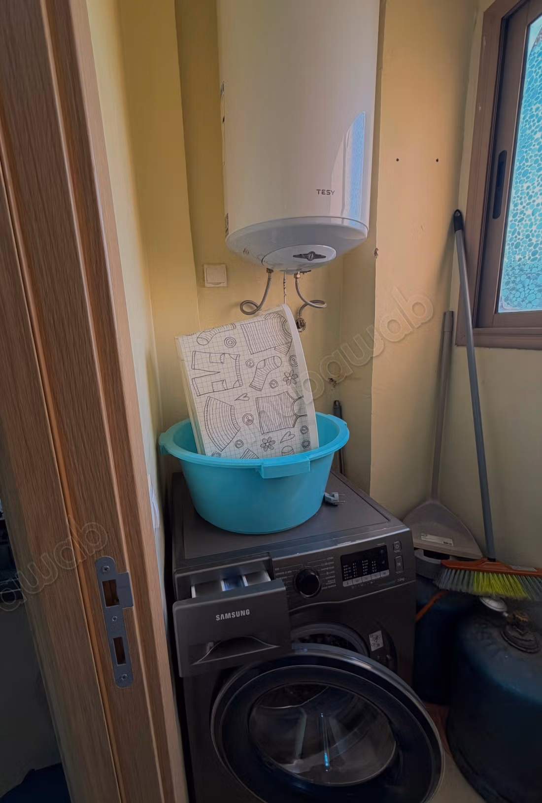 Appartamento con 2 Camere da Letto Completamente Arredato in Affitto