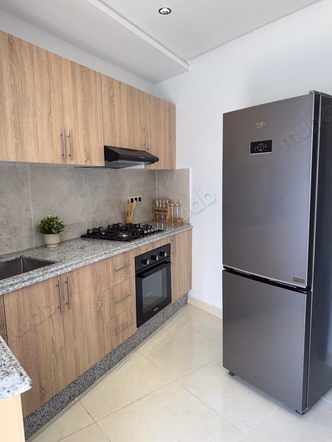 Appartement meublé climatisé à kenitra bir rami