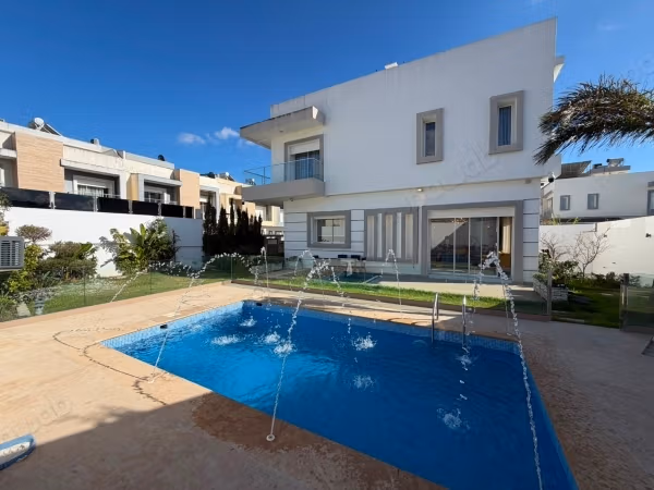 Villa de prestige con piscina privada climatizada