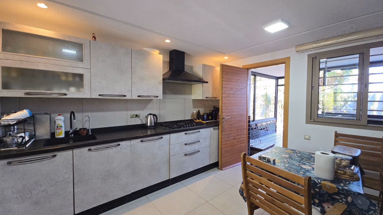 Magnífica villa con vista al mar en primera línea