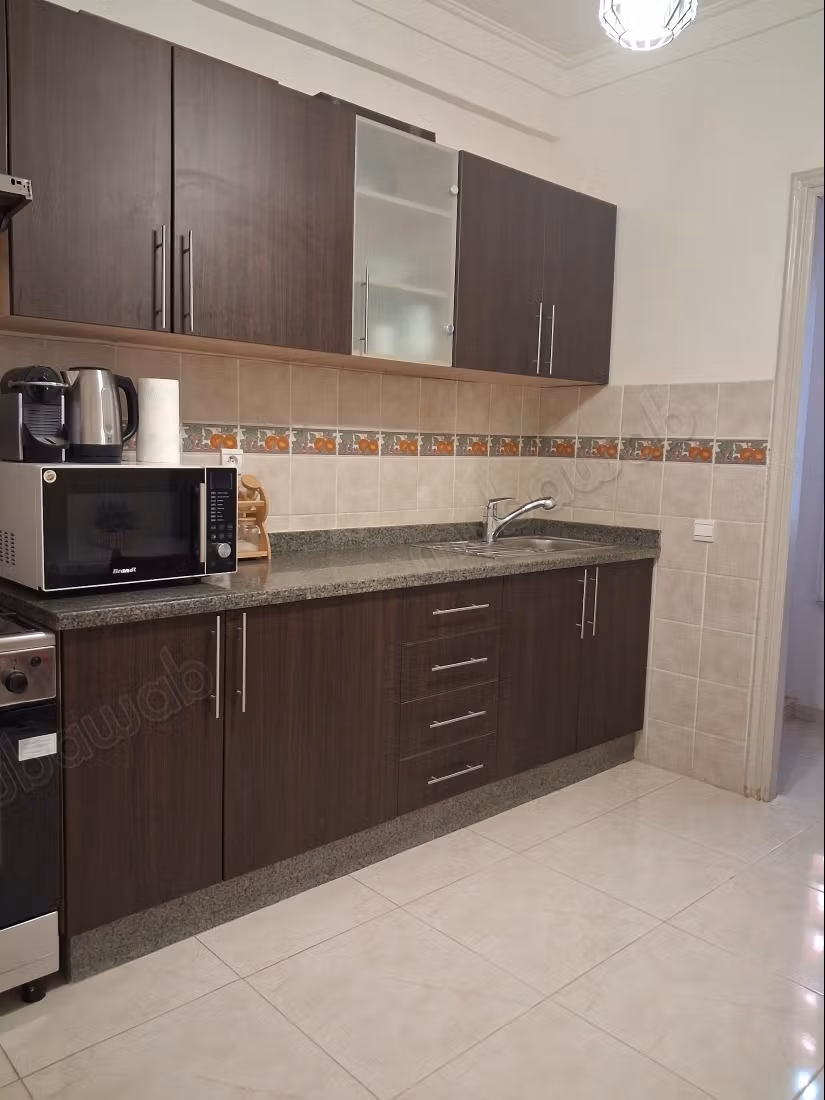 Appartement à vendre à Route de Safi. 
2 belles chambres. 
Bien meublé