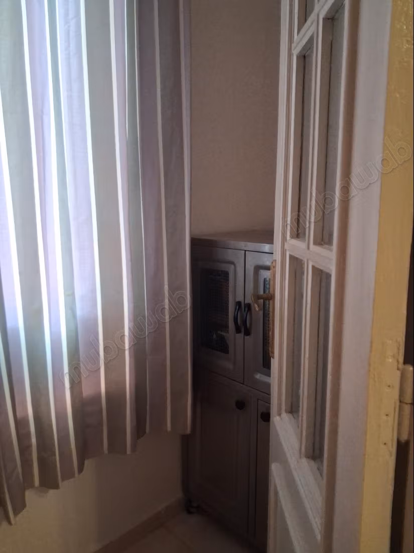 Appartement à vendre à Route de Safi. 
2 belles chambres. 
Bien meublé