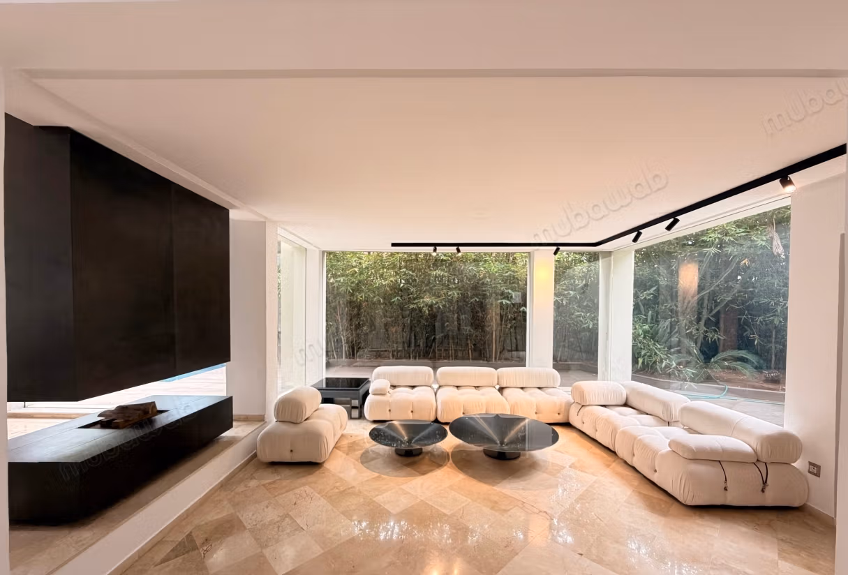 Villa ammobiliata in affitto a CIL con piscina