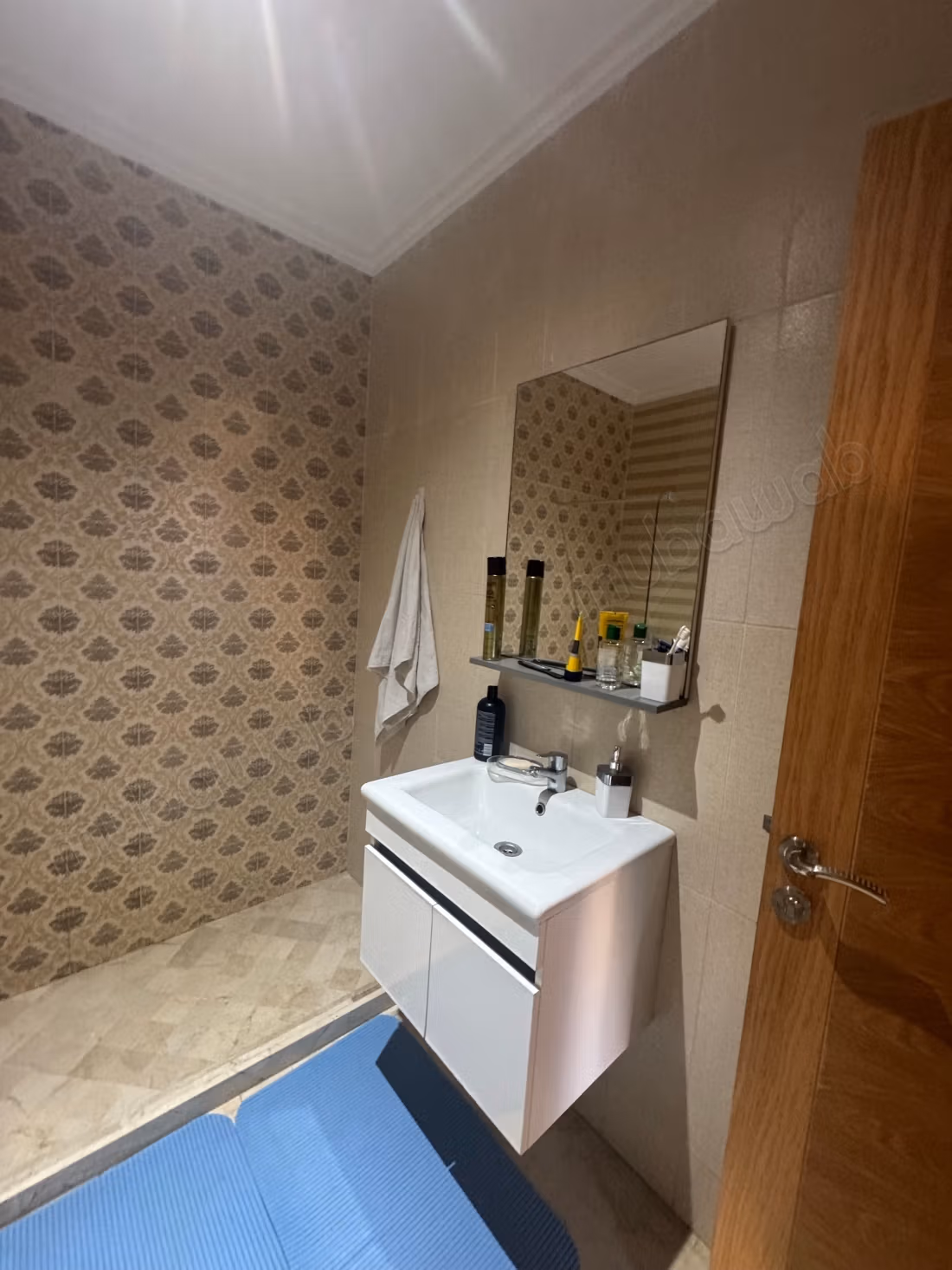 Appartement meublé à vendre – Tanja Balia