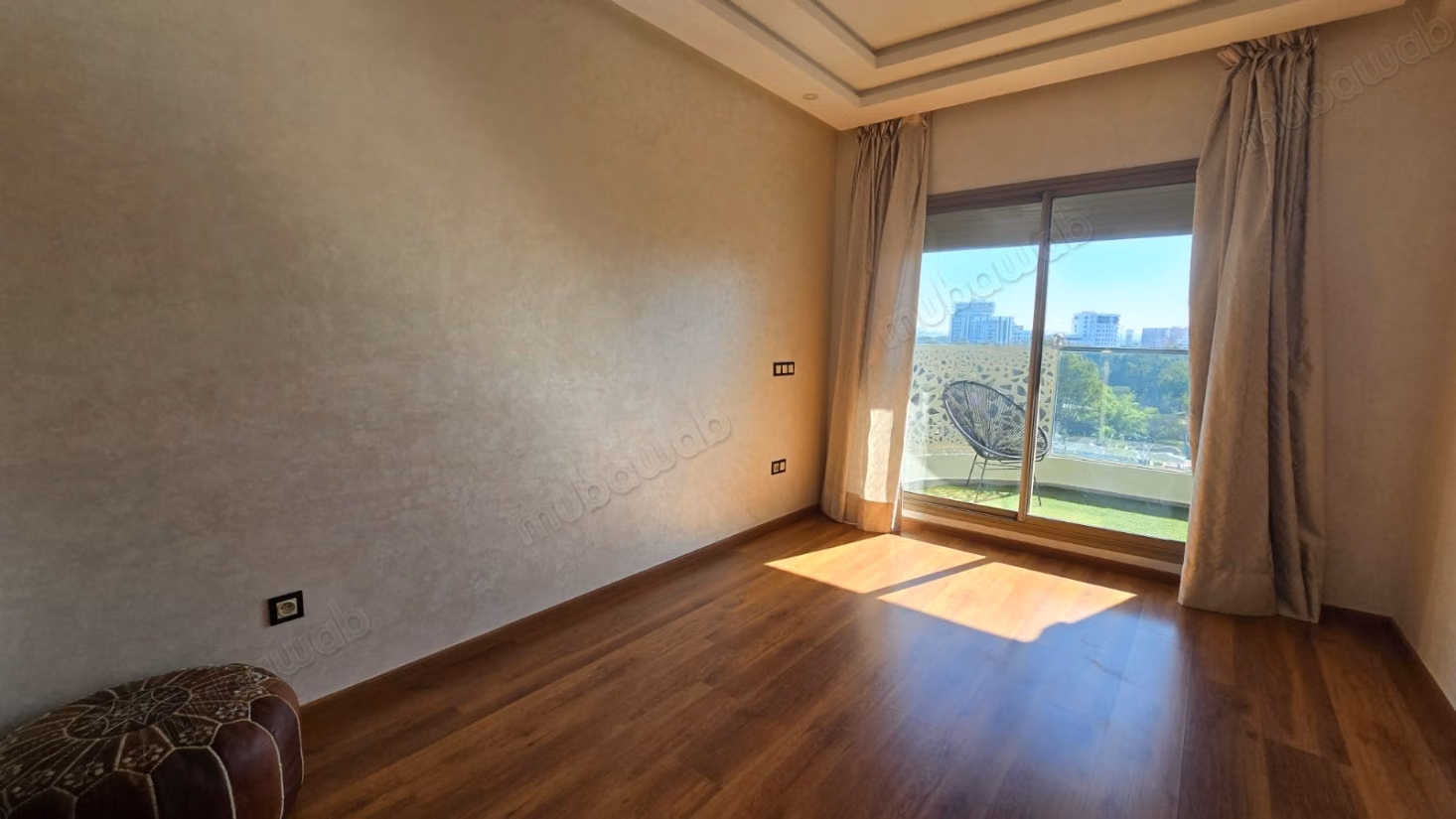 Bel appartement vue sur le CAF