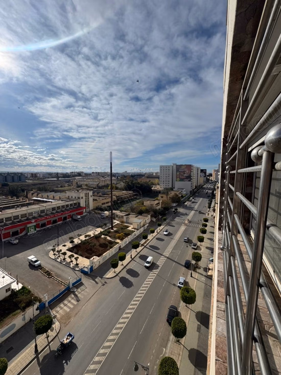 ​Bel appartement titré et ensoleillé à vendre