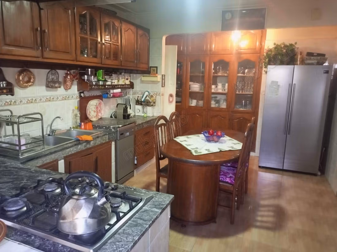 Jolie appartement à vendre quartier Wiam oulfa