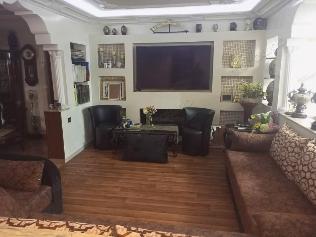 Jolie appartement à vendre quartier Wiam oulfa