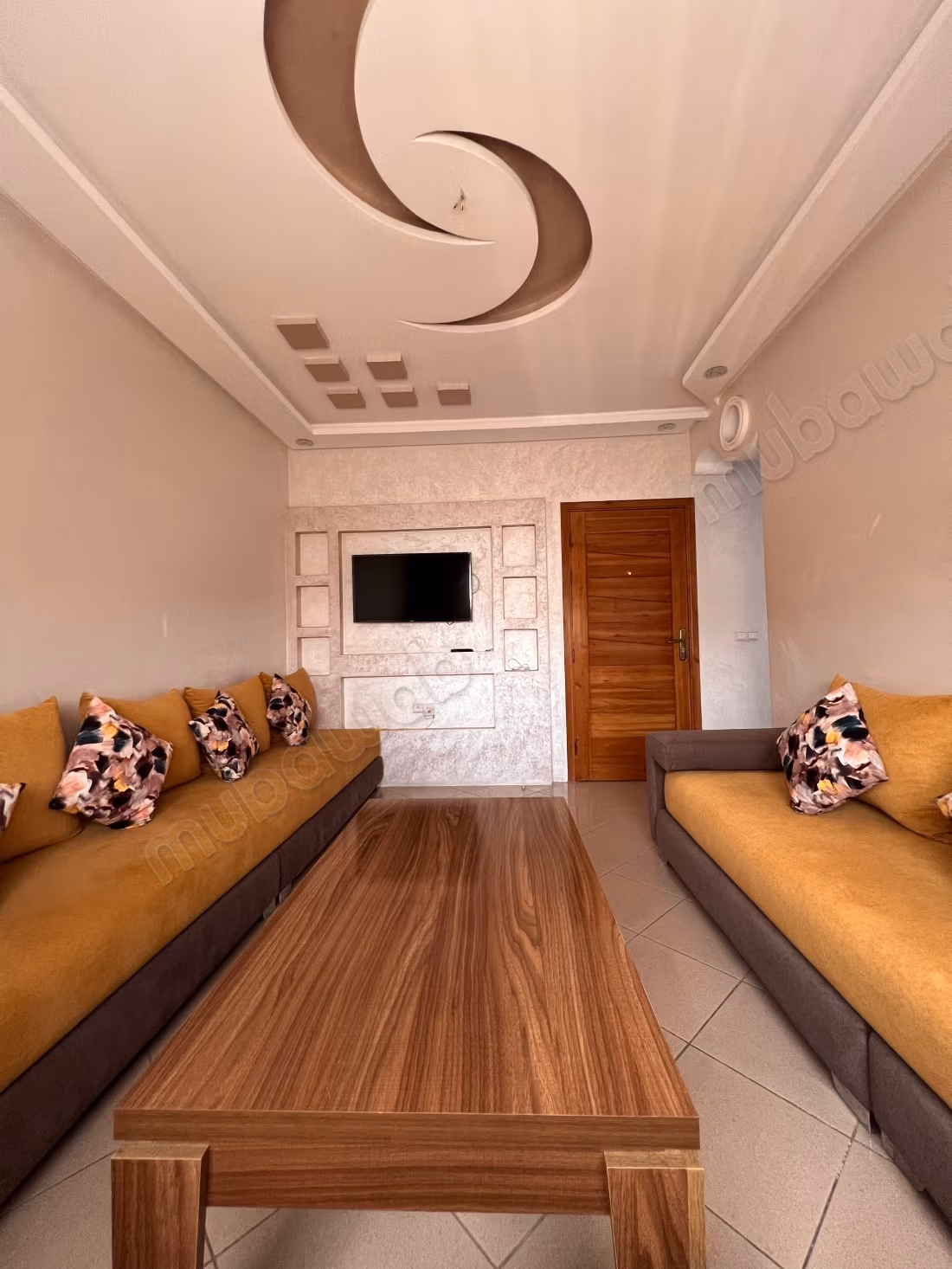 Très bel appartement en location à Hay Salam. 2 belles chambres. Bien meublé