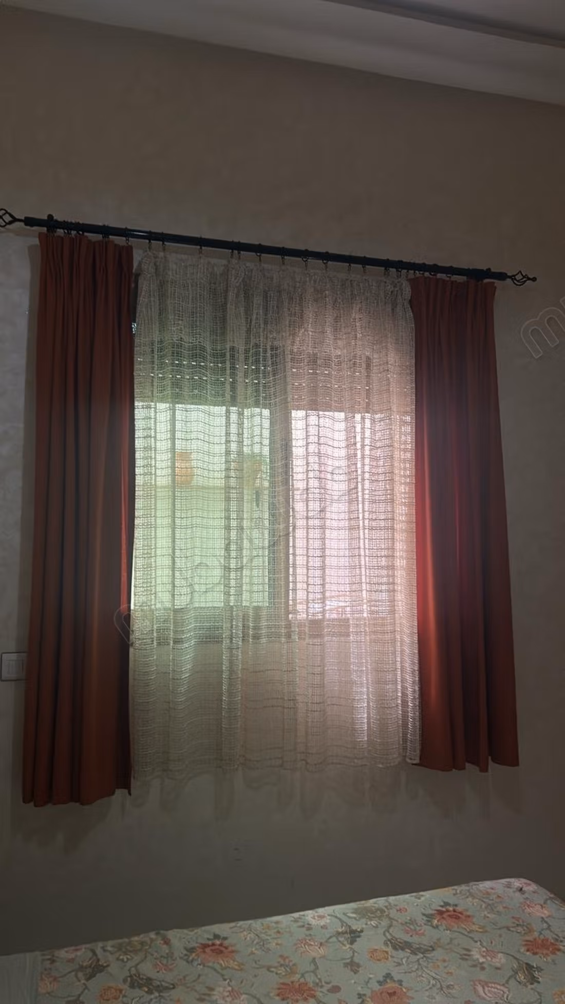 Verkoop van een prachtig appartement in Kamilia. 4 comfortabele kamers. Terras en lift