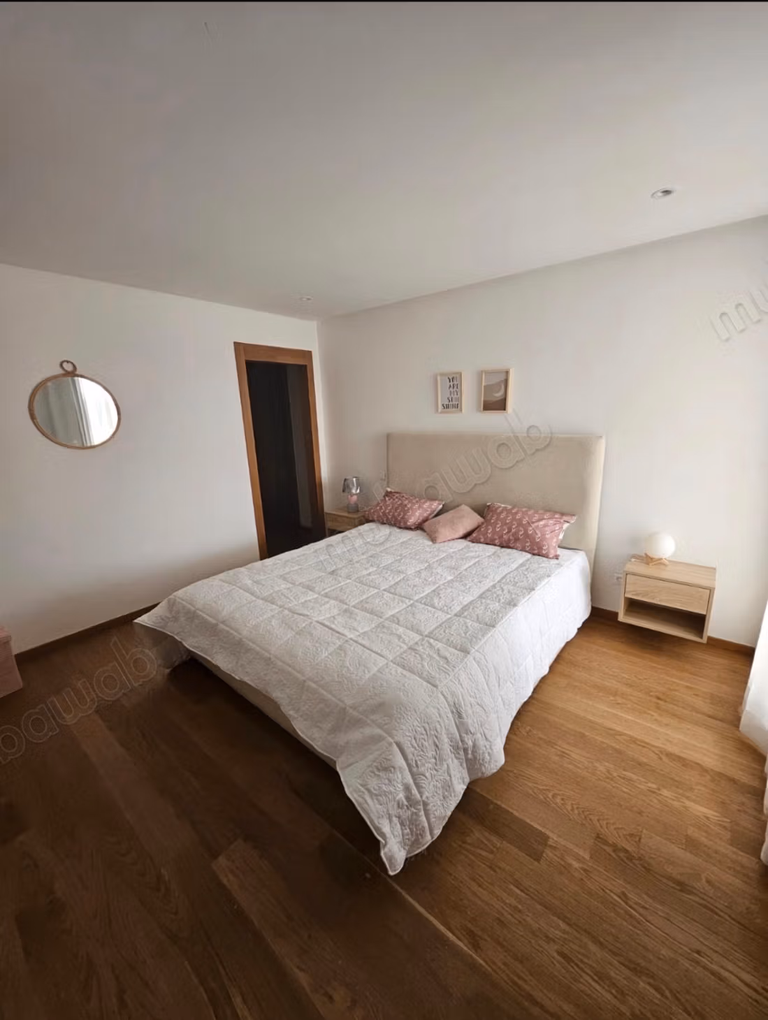 Louez cet appartement à Gauthier. 
Surface de 85 m². 
Bien meublé