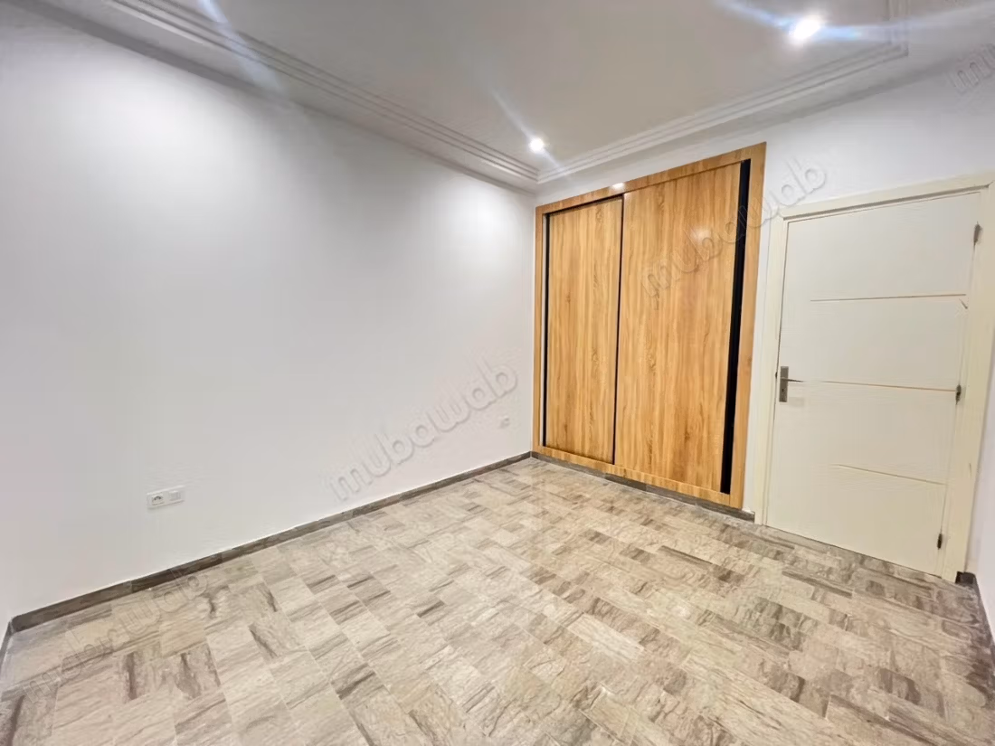 À louer: un rez de chaussée de villa