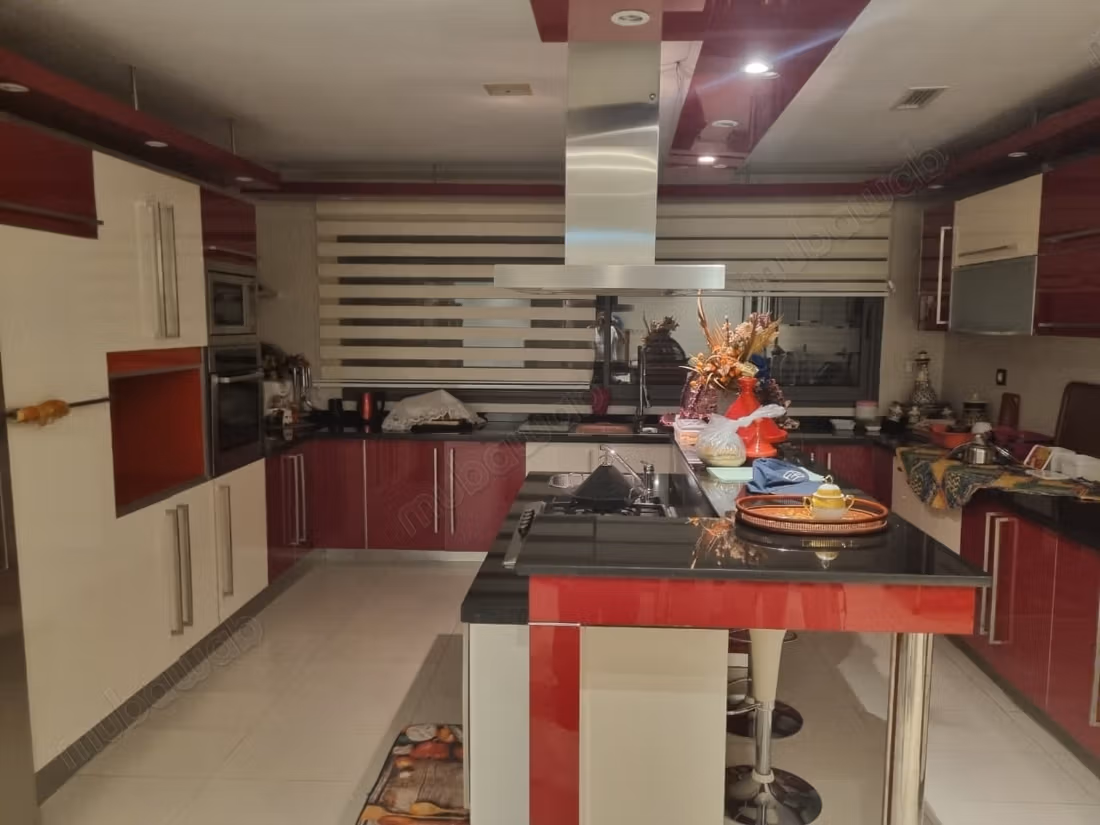 Villa moderna R1 con piscina privada y jardín