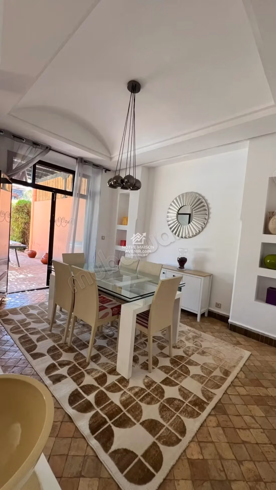 Une Villa meublé à louer avec piscine