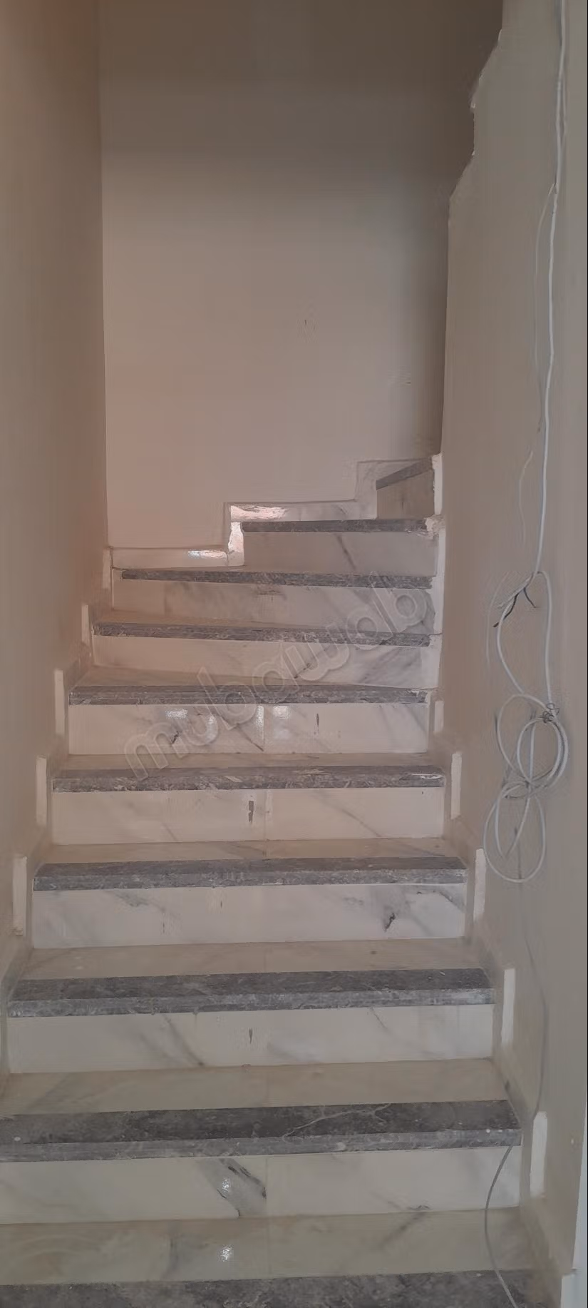 Maison R2 à vendre dans le quartier Al-Montazah