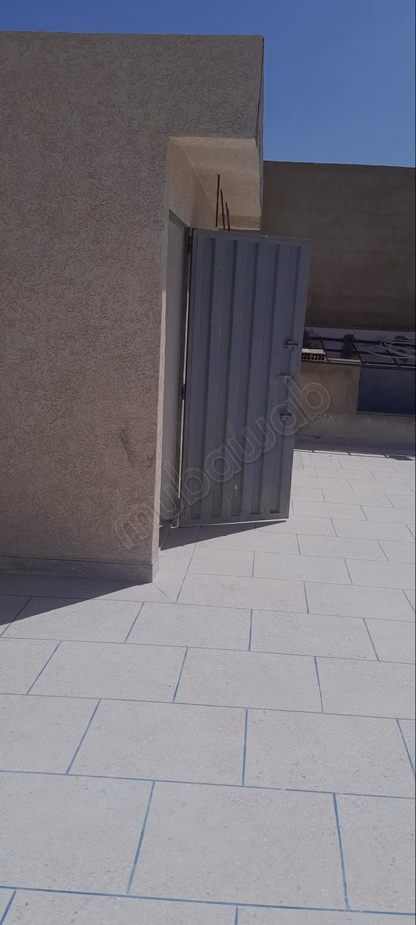 Maison R2 à vendre dans le quartier Al-Montazah