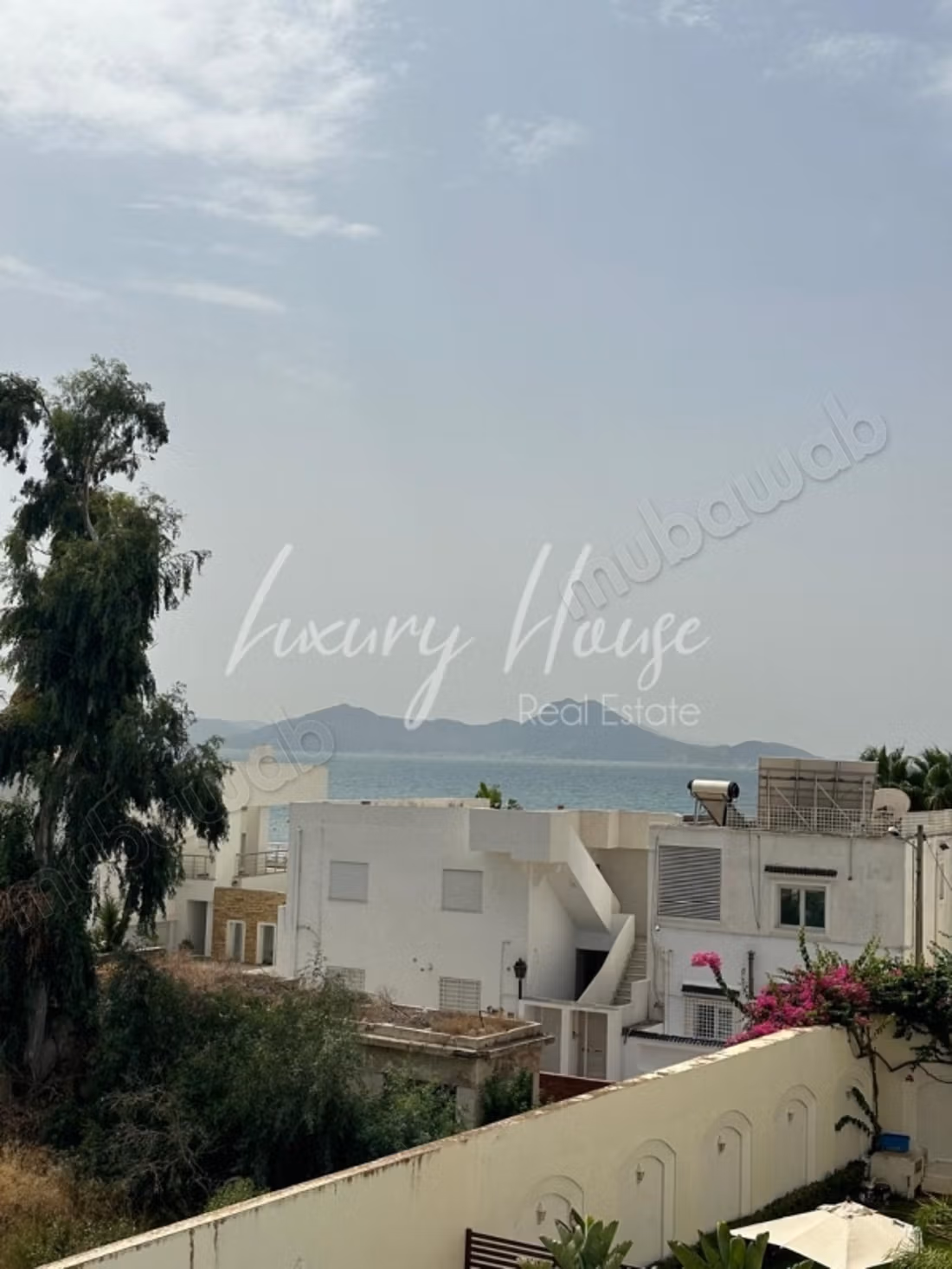 Charming villa S5 with swimming pool in Carthage Salammb