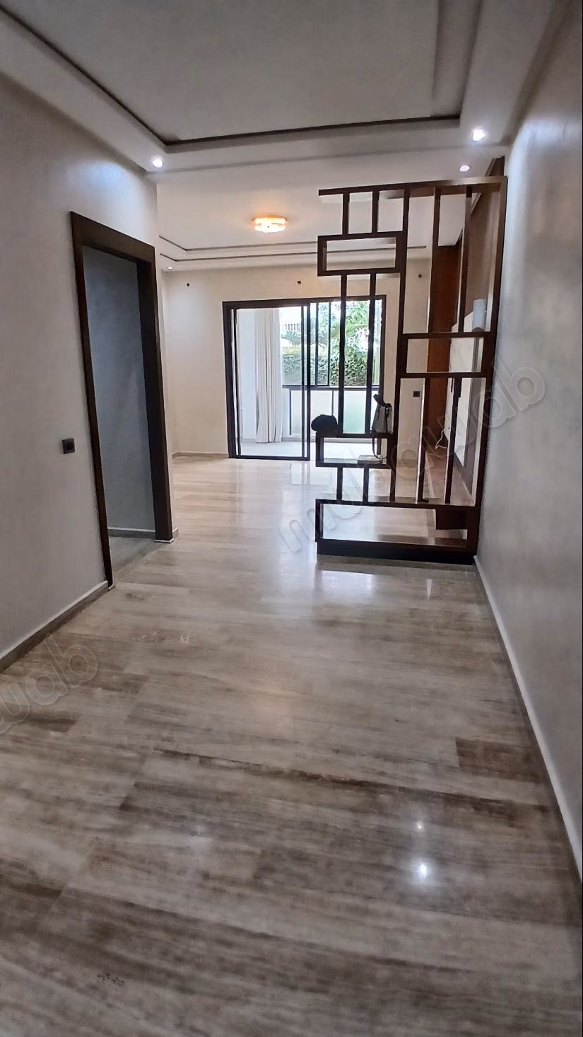 Appartement vide 2chambres a louer