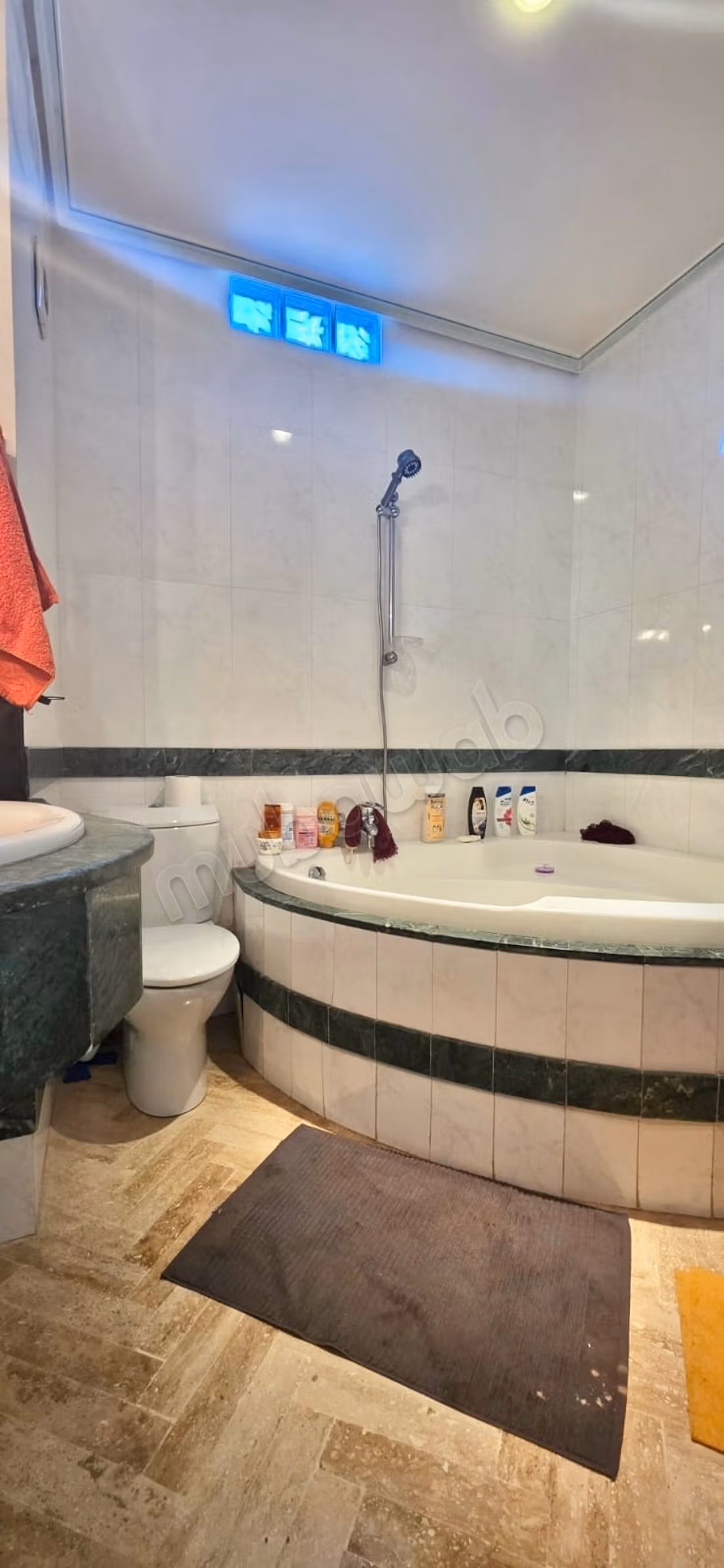 À vendre duplex à racine