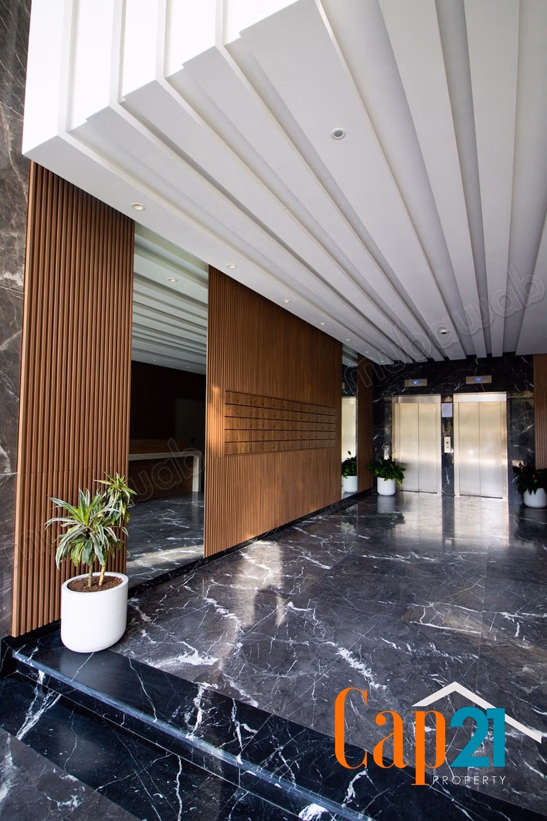 Apartamento de alto standing con terraza en alquiler