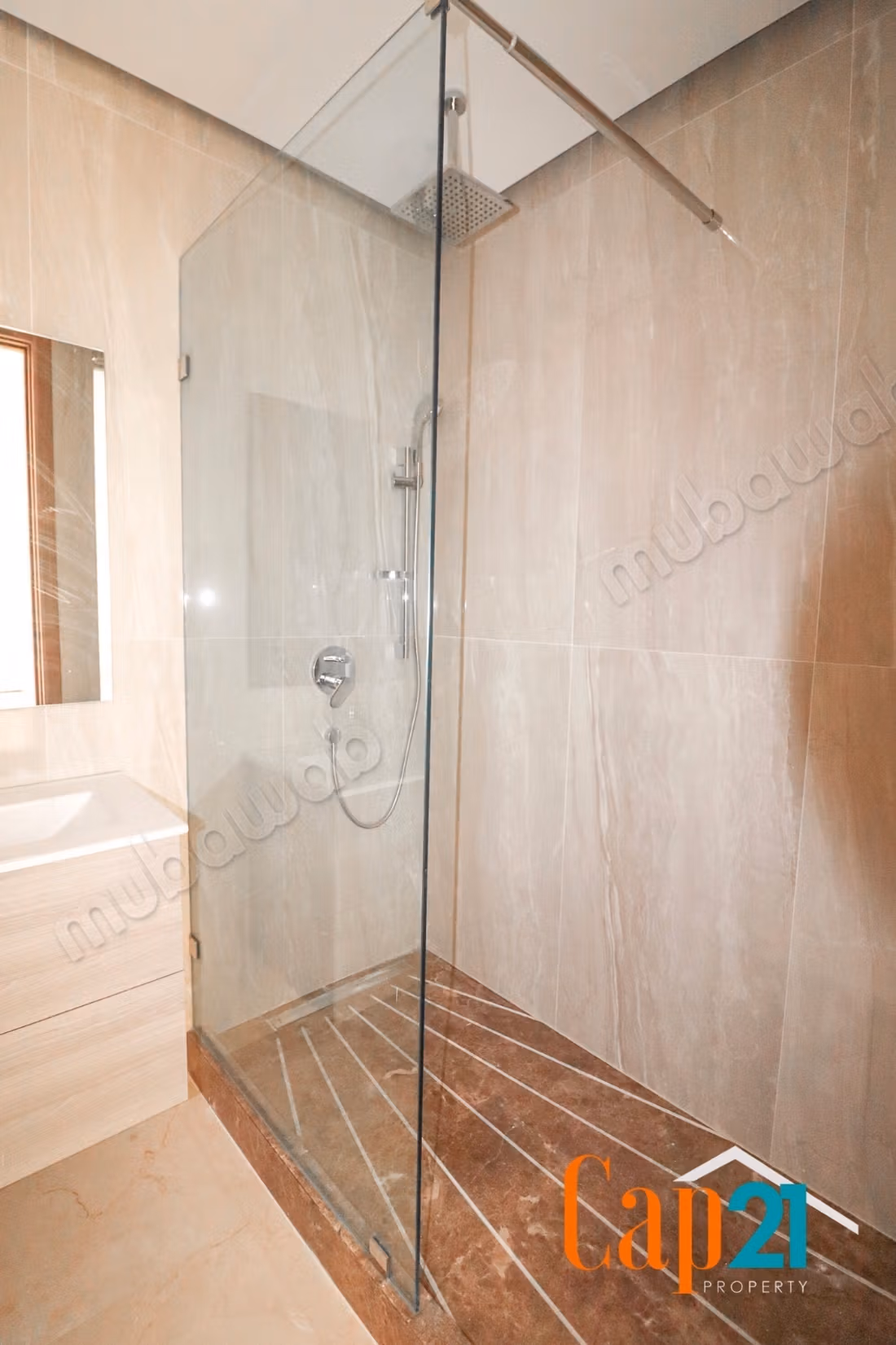 Apartamento de alto standing con terraza en alquiler