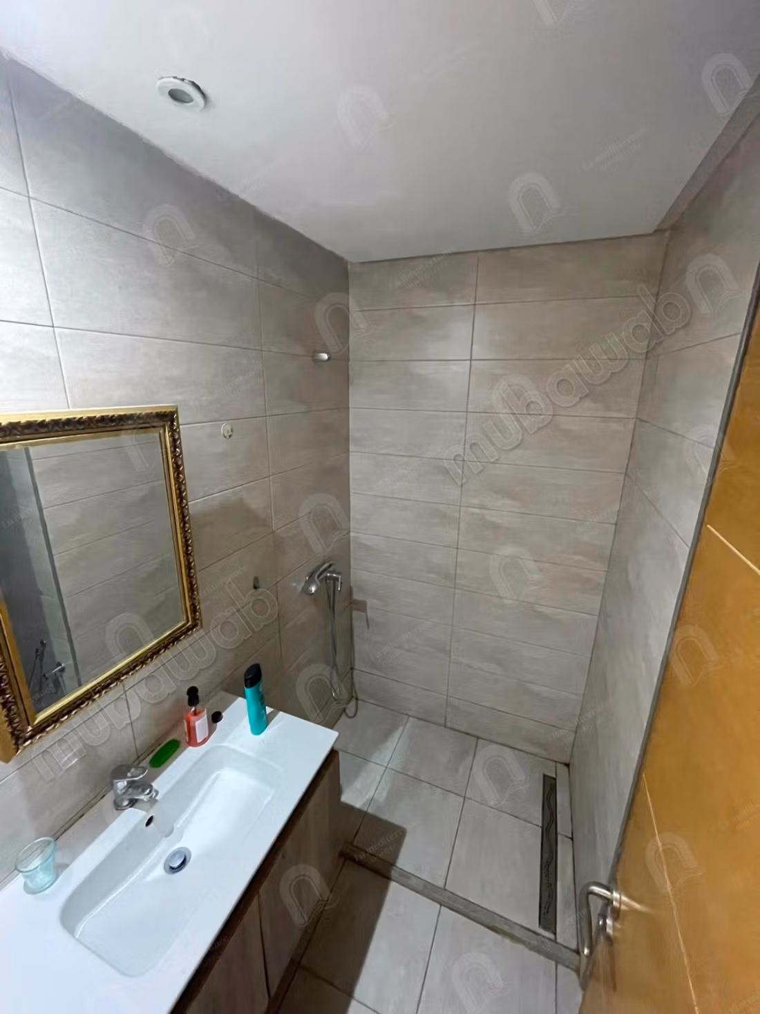 For rent a furnished S1 apartment