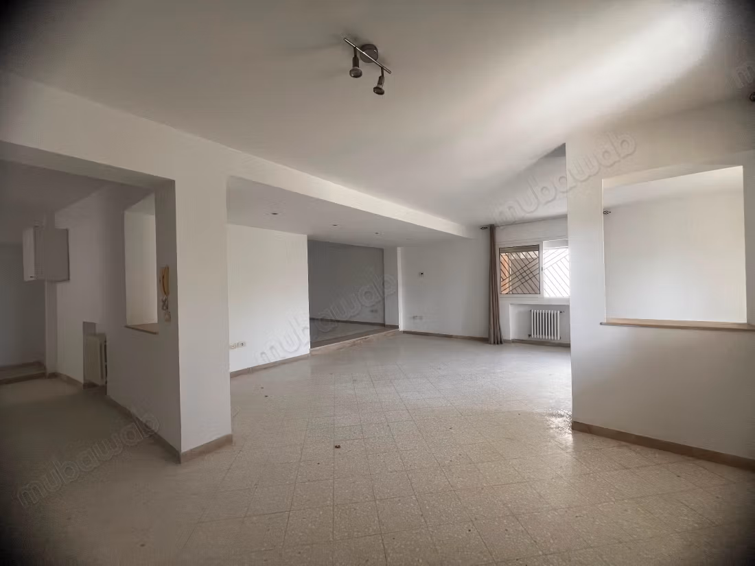 In affitto, piano terra di una villa S2 a Ennasr