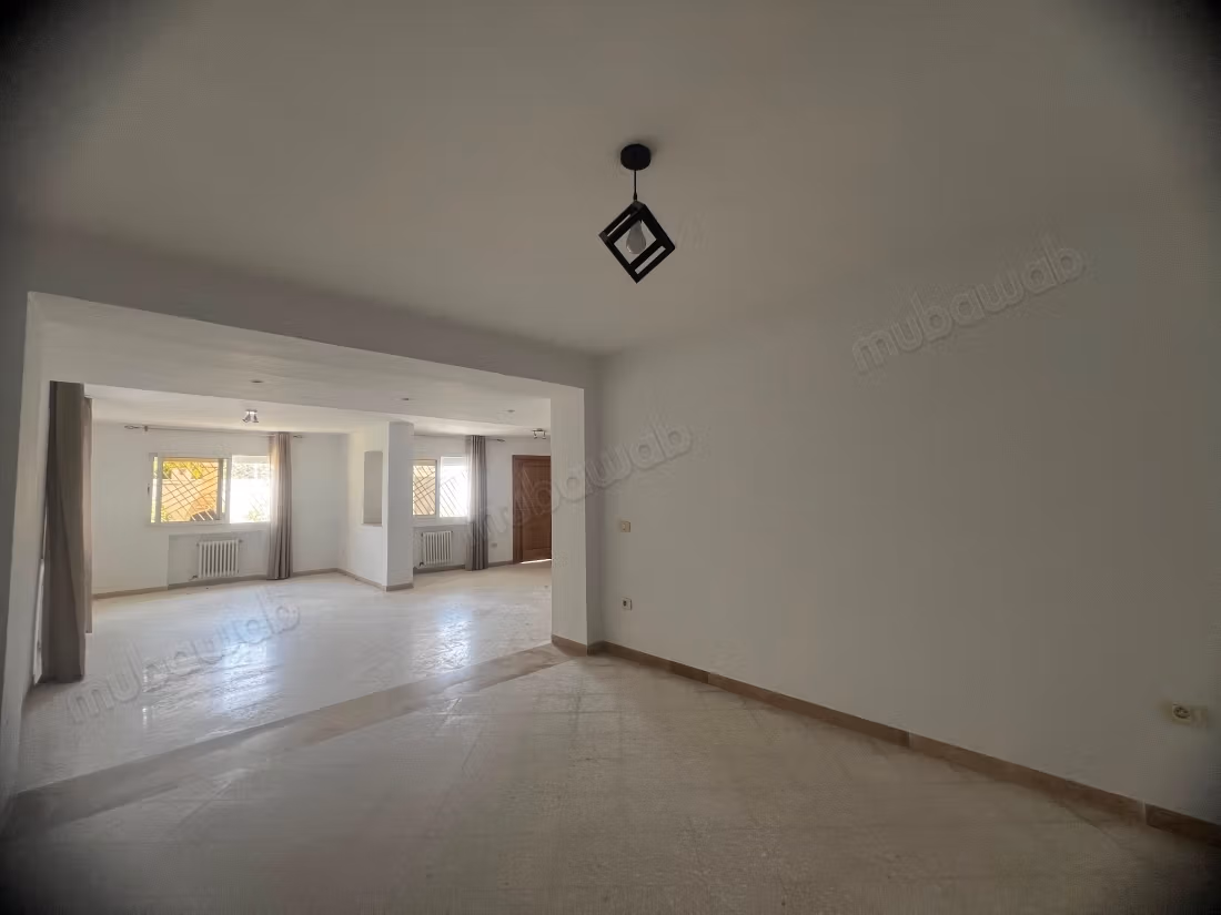 In affitto, piano terra di una villa S2 a Ennasr