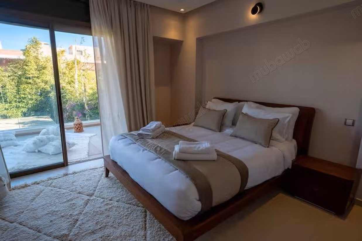 Villa de Prestige – Vue Golf, Piscine & Grand Jardin