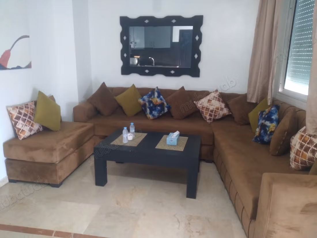 Louez cet appartement à Bourgogne Est. 
Surface de 55 m². 
Meublé