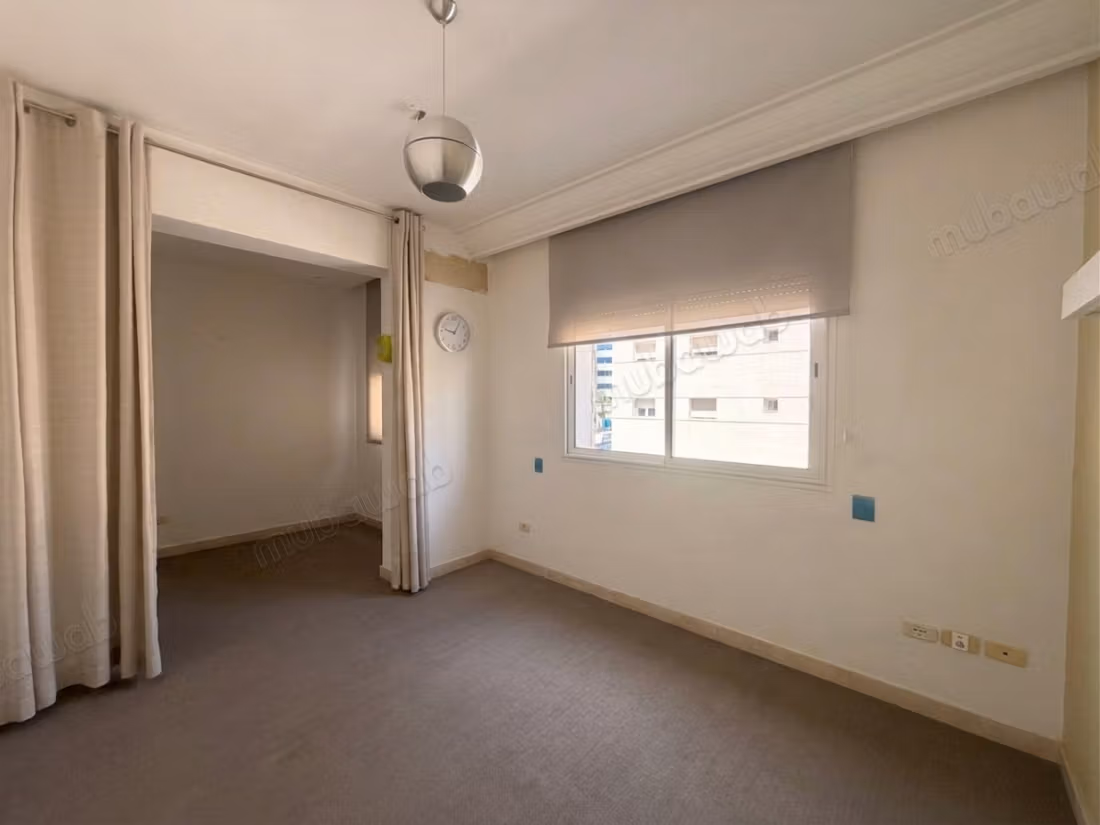 For rent an H2 office in the North Urban Center
