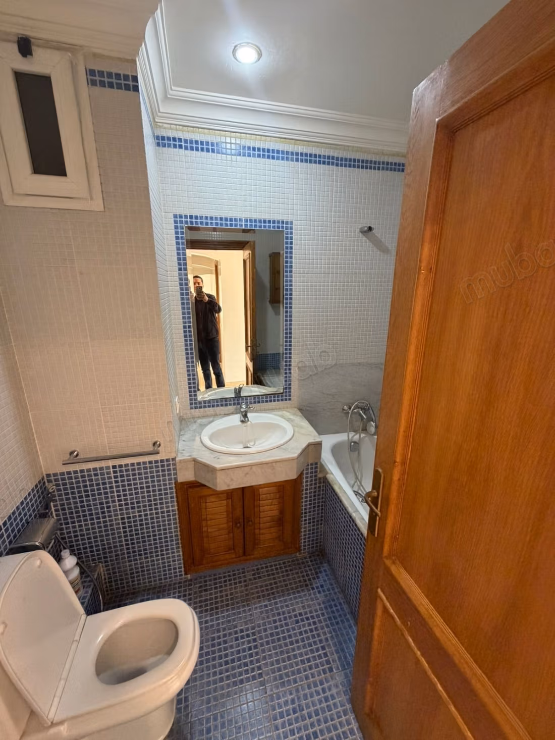 Bel appartement en location à triangle d’or.
Surface totale 148 m²