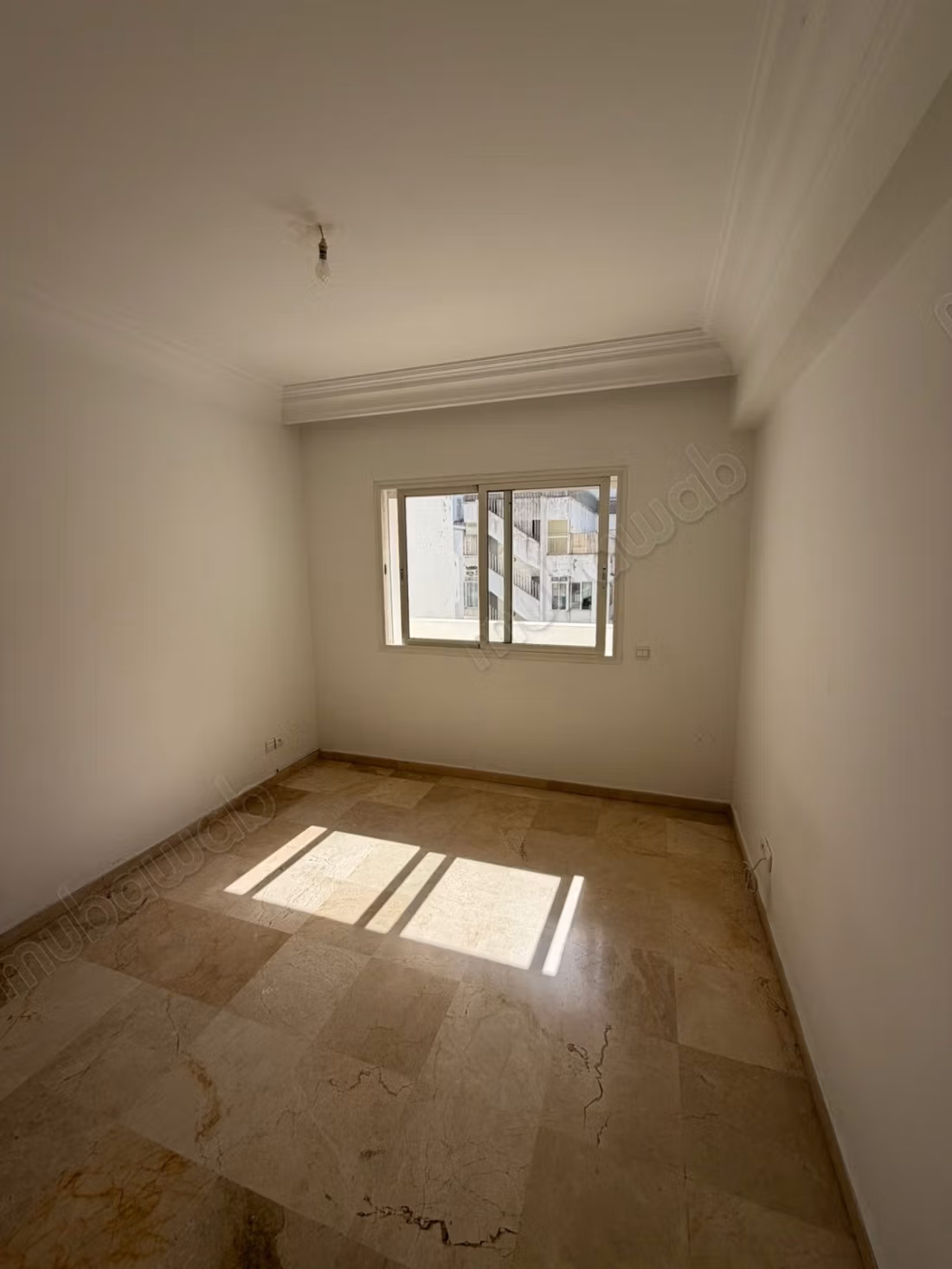 Bel appartement en location à triangle d’or.
Surface totale 148 m²