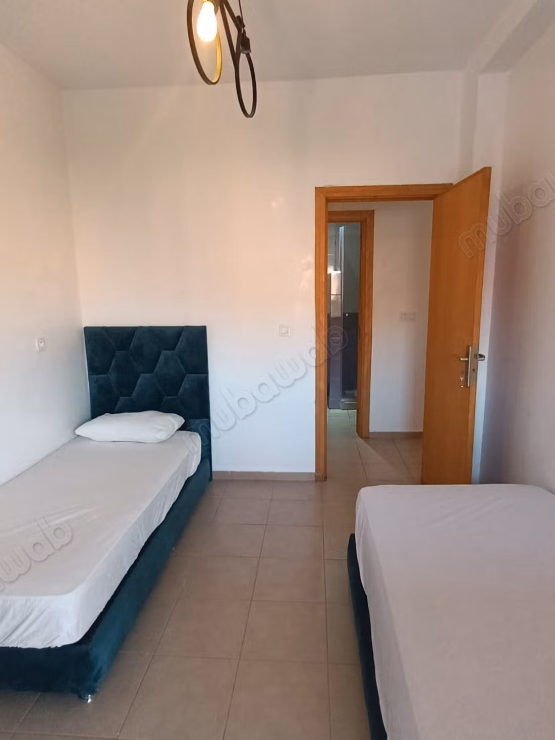 Appartement à louer à Ain Mezouar. Superficie totale 80 m². Meublé