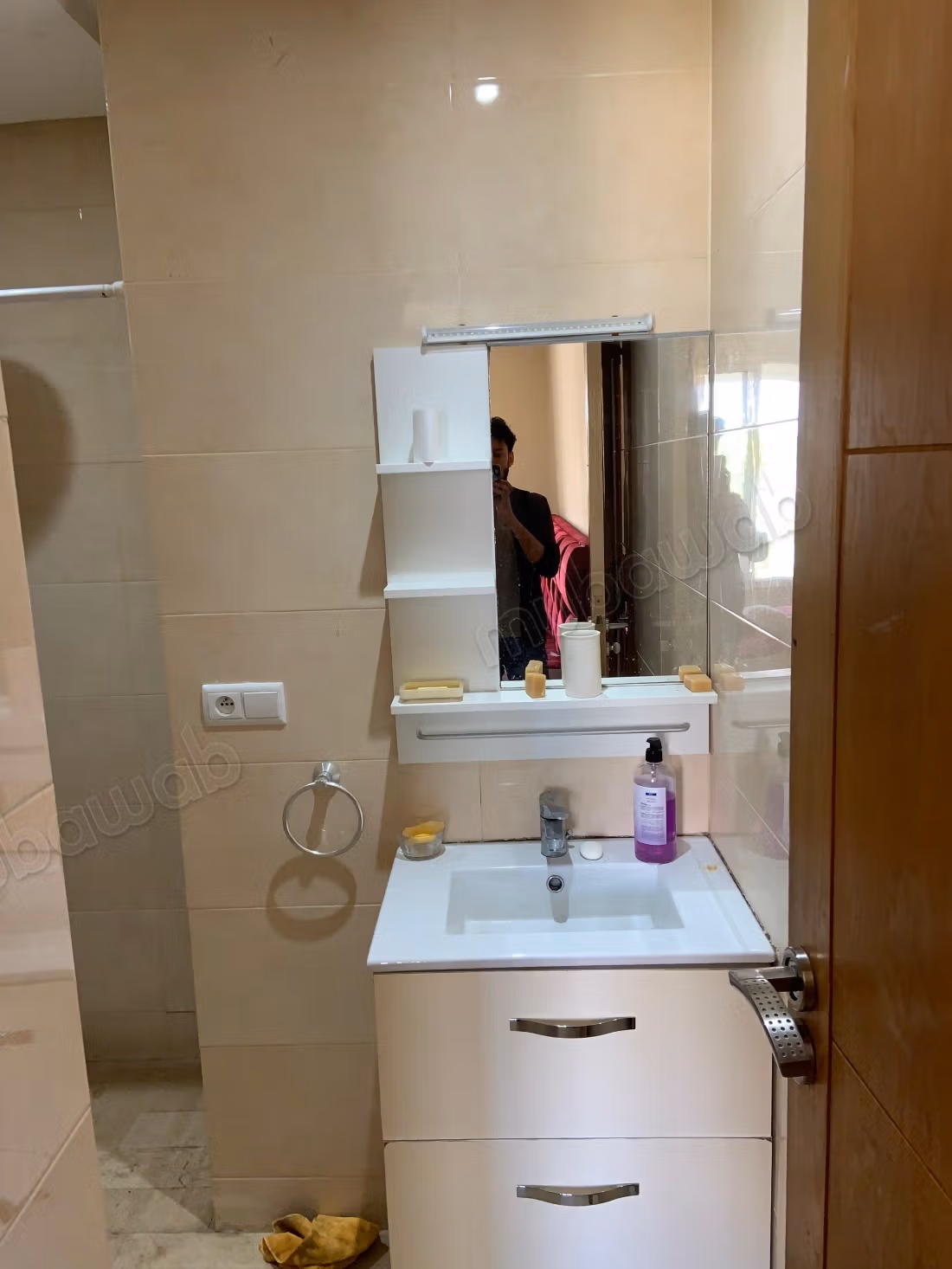 À louer bel appartement meublé les collines