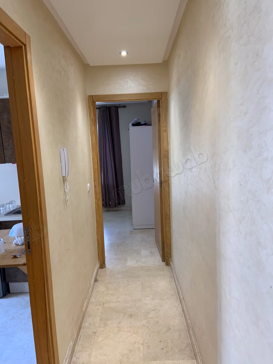 À louer bel appartement meublé les collines