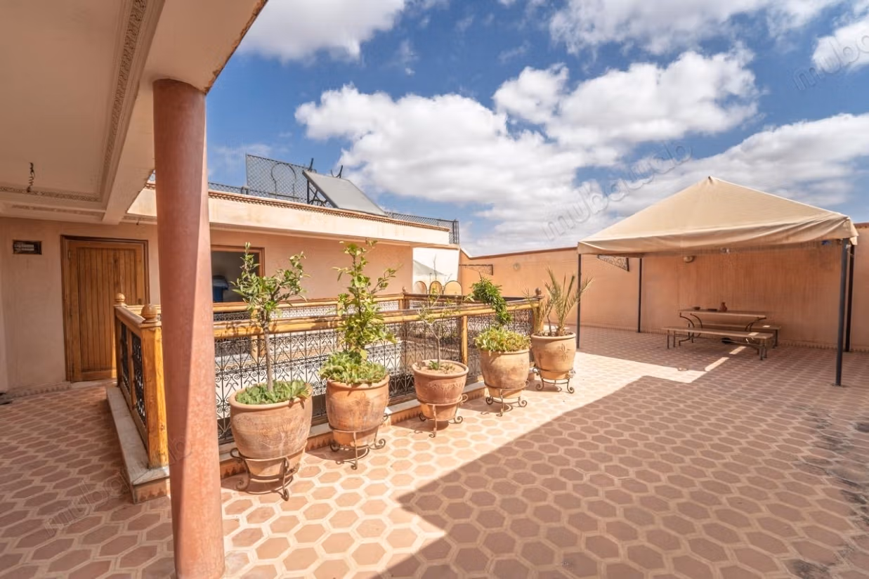 Riad magnifique de 162 m² entièrement titré Derb Dabachi Rénovation minimale