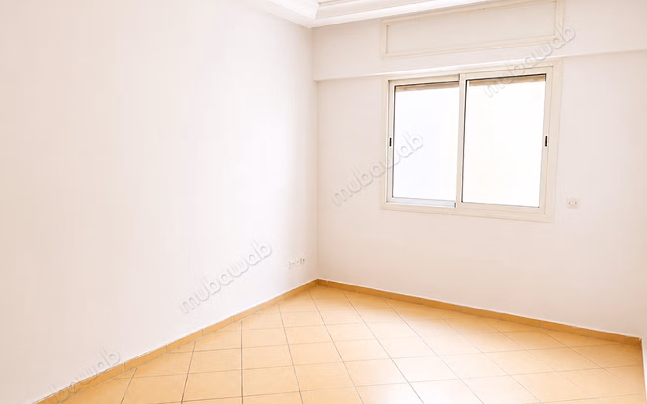 Appartement Vide à Louer 
Branes
