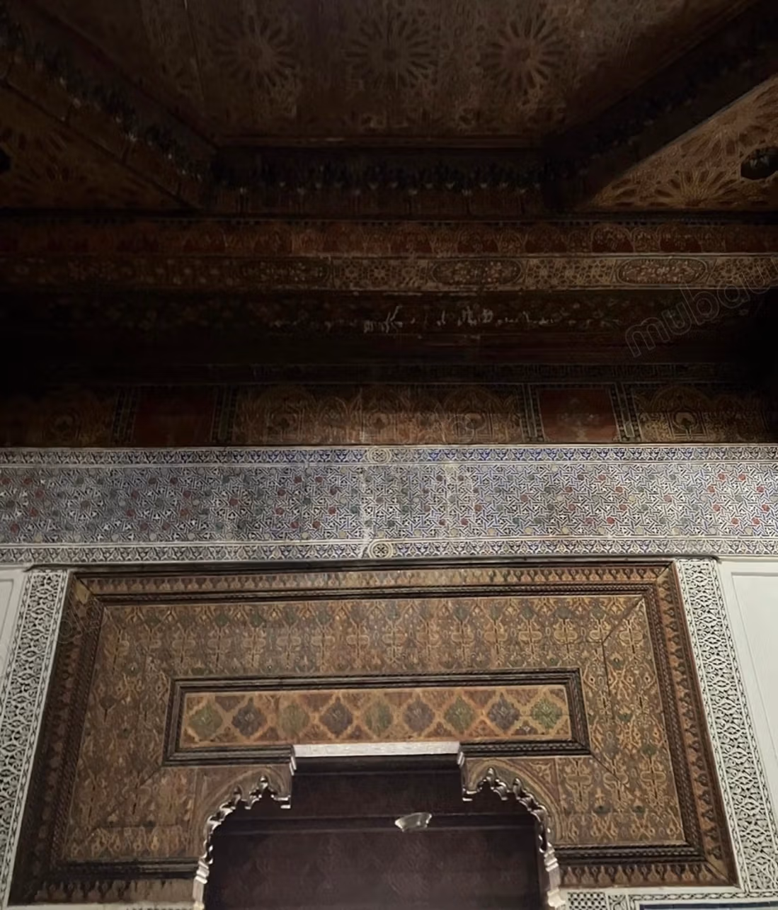 Riad Ancien à Titre Complet Rare de 400 ans Dôme Zouak Hart Esoura 416m2