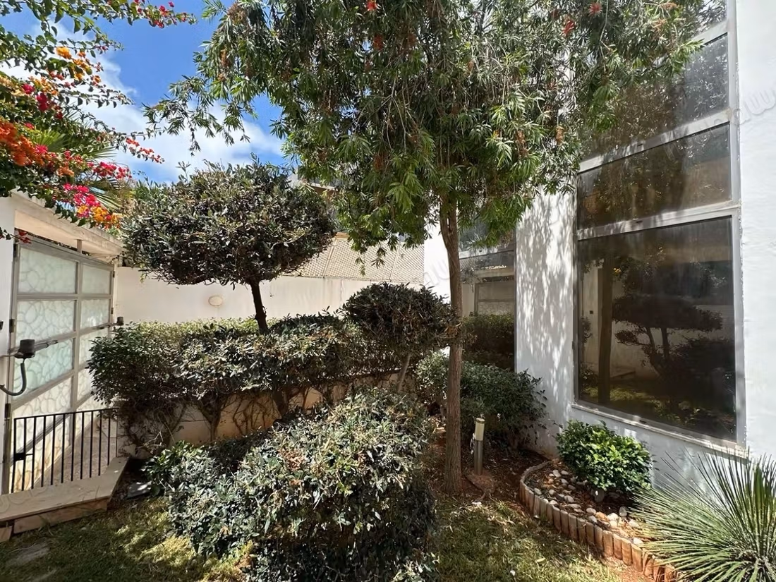 Villa fabulosa en venta. 4 grandes áreas de estar