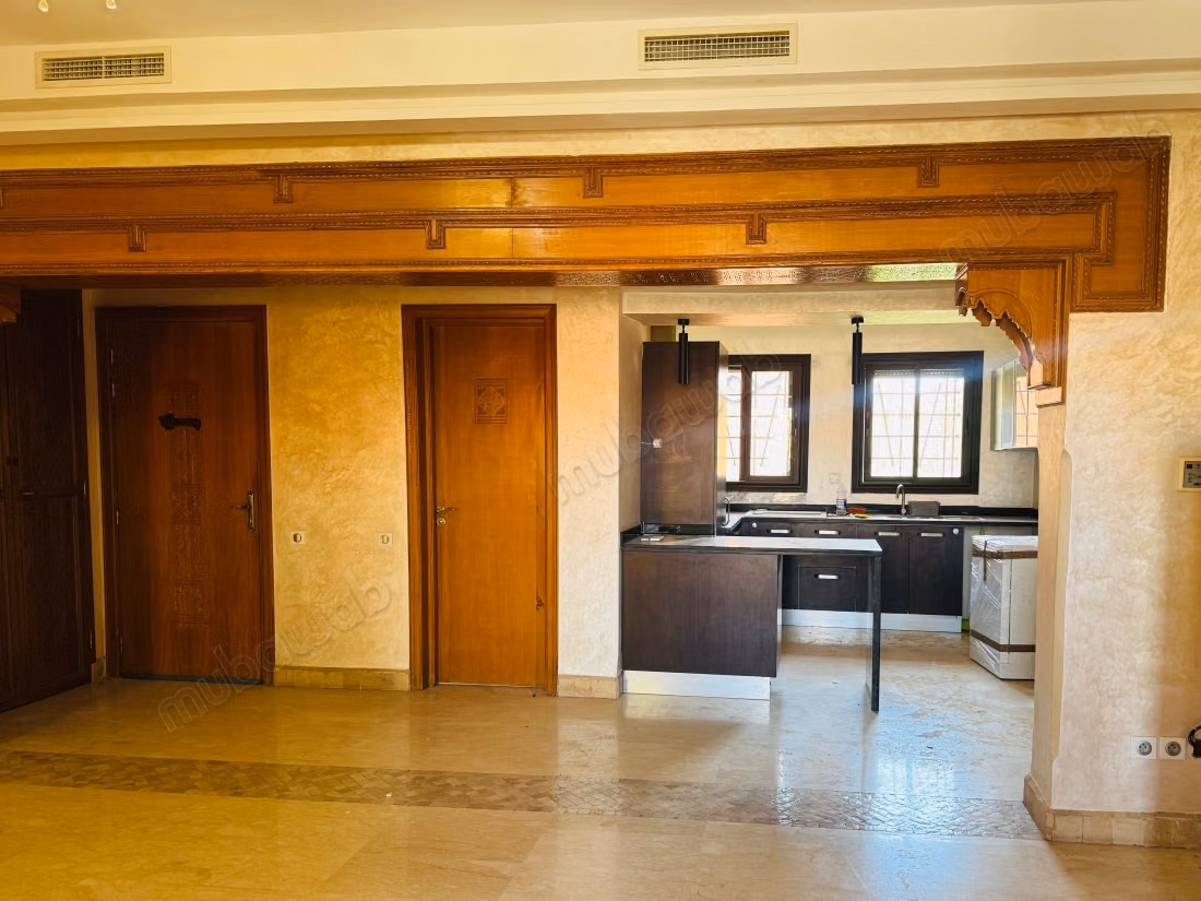 Spacieux appartement à louer vide proche de l’agdal