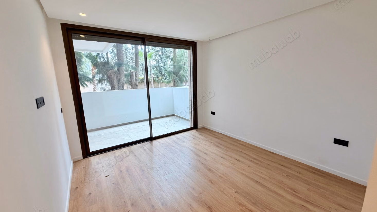 Superbe appartement en rez de jardin à l'orangeraie 
Souissi