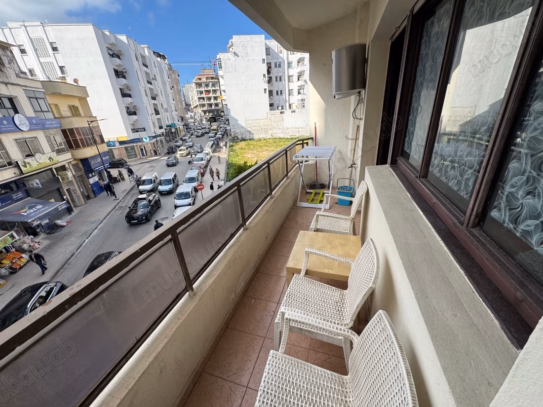 Appartement en location vacance au plein centre avec terrasse et wifi