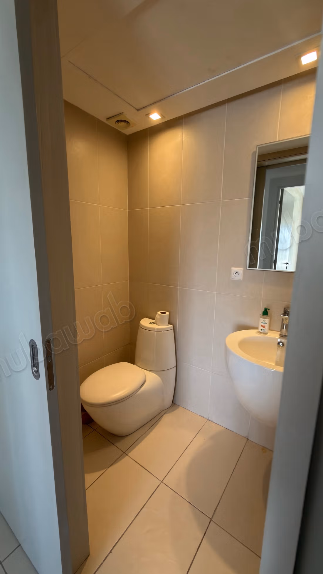 Appartement en location à Dar Bouazza. 2 belles chambres. Meublé