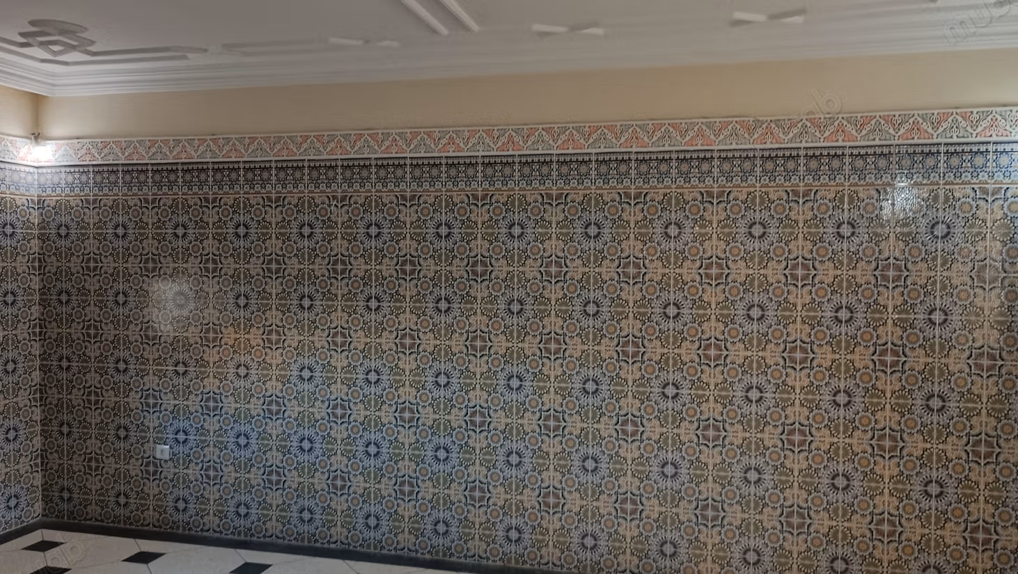 Apartment rental in Skikina. 2 large rooms. Large terrace