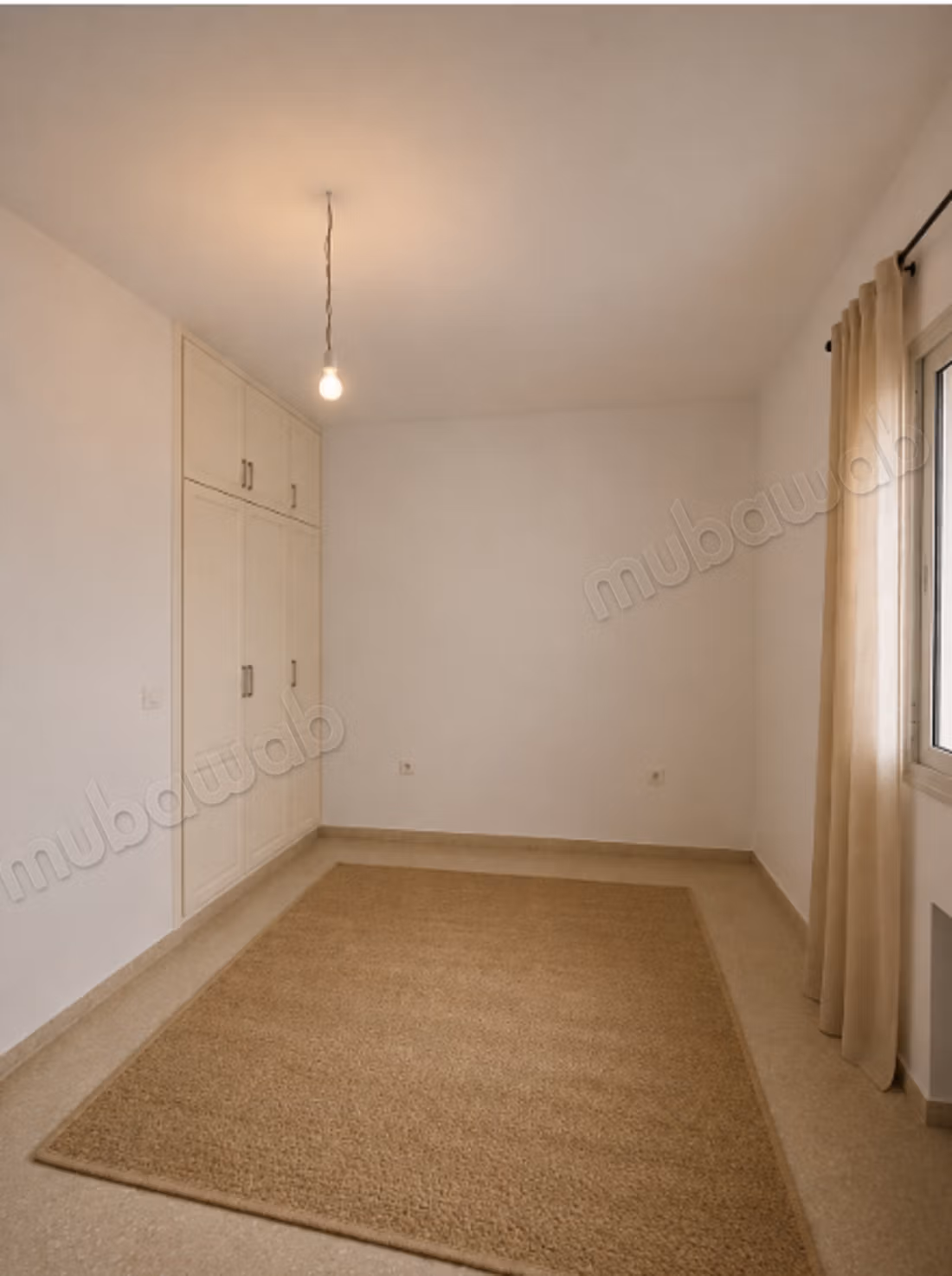 Una casa arredata S3 con una grande terrazza