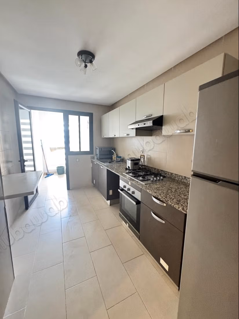 Apartamento de alta calidad en la playa de las naciones. 2 habitaciones agradables. Con ascensor y espacio verde